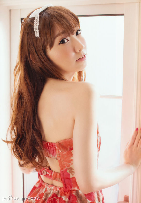 井上麻里奈的图片