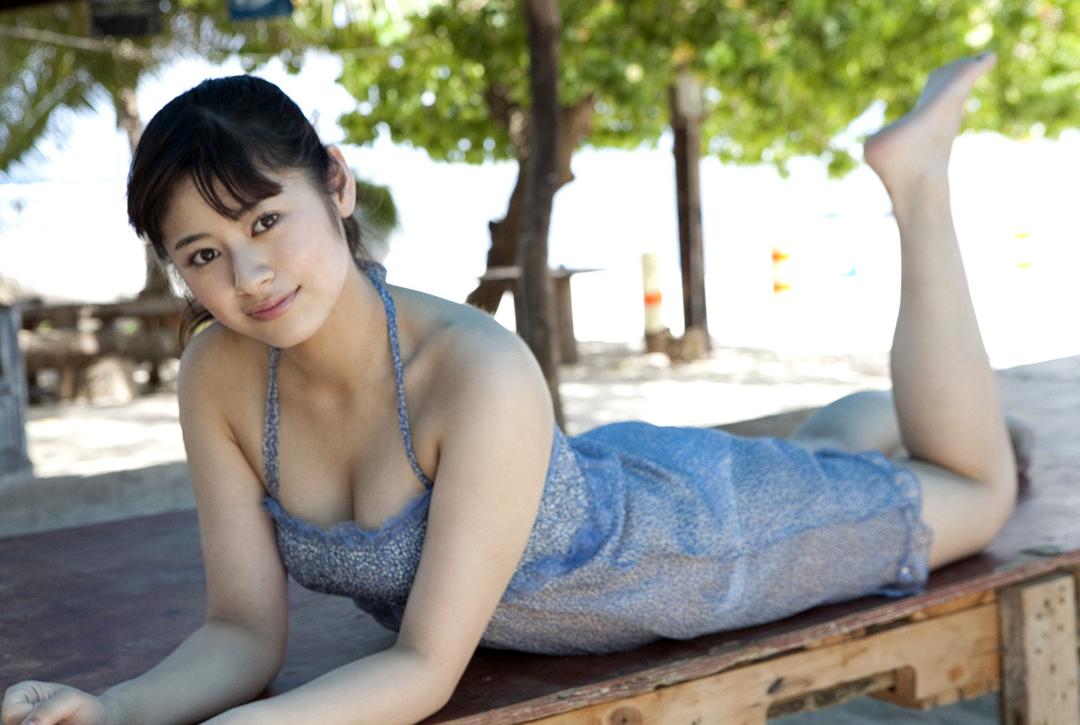 山本麻贵的图片