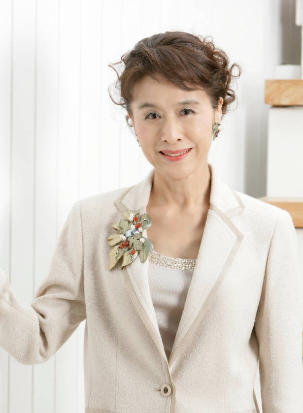 栗原小卷的图片