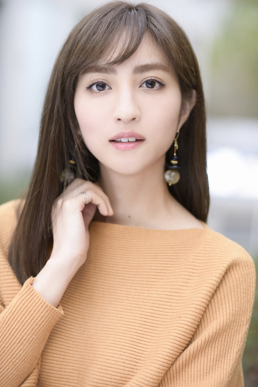 堀田茜的图片