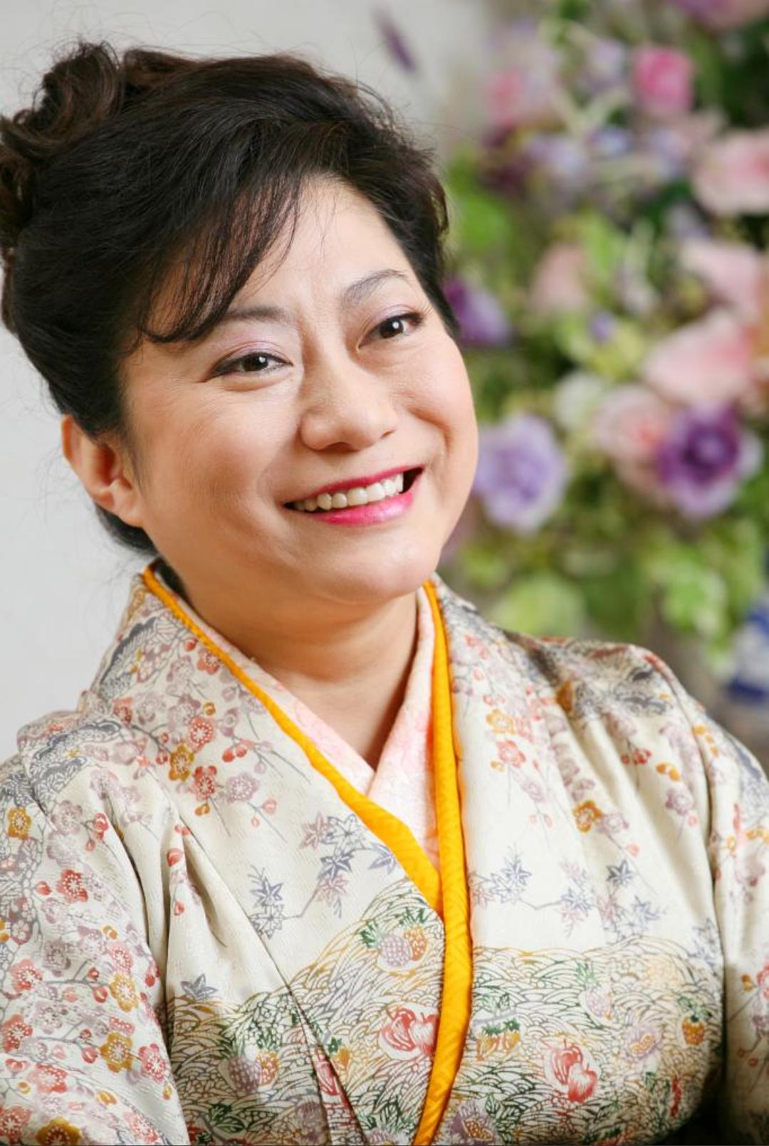 山村红叶的图片