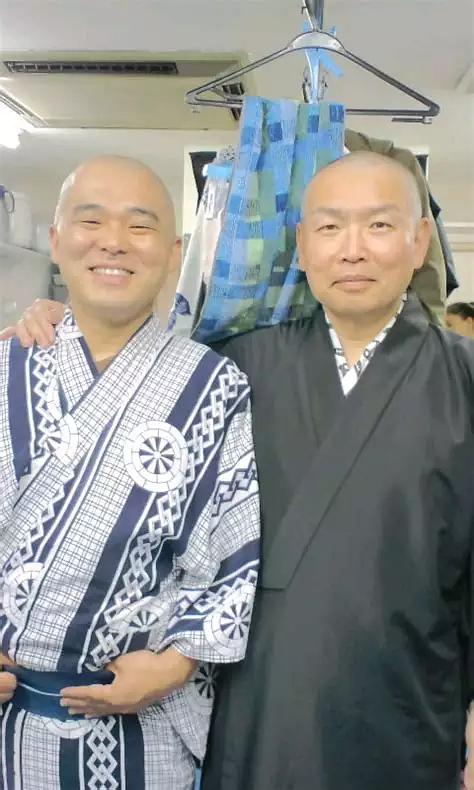 平尾仁的图片
