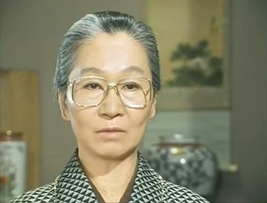 初井言荣的图片