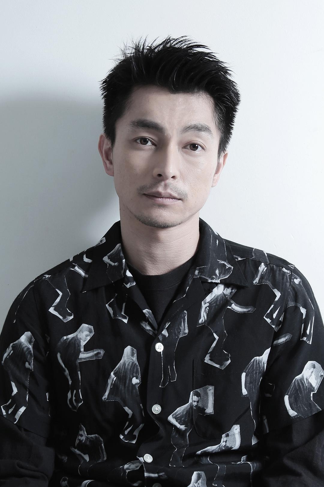 远藤雄弥的图片