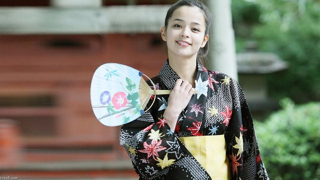 加藤罗莎的图片