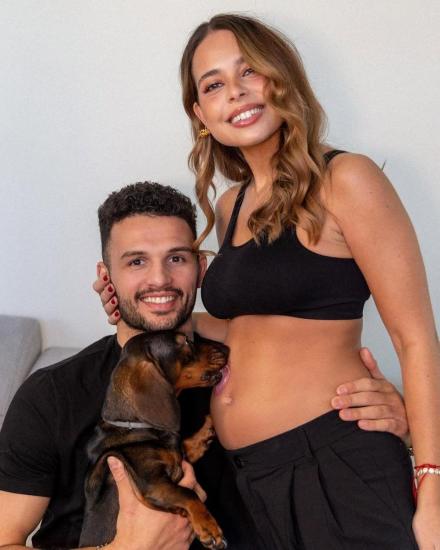 贡萨洛·拉莫斯与女友