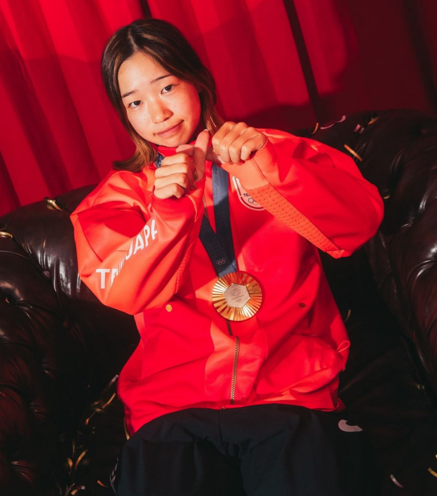 巴黎奥运会滑板女子街式赛金牌