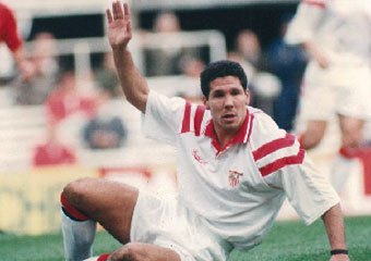 1992-1994效力于塞维利亚