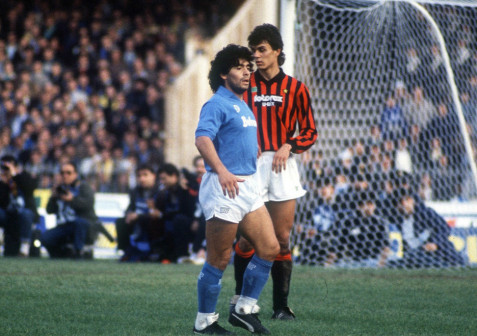 马尔蒂尼盯防球王马拉多纳