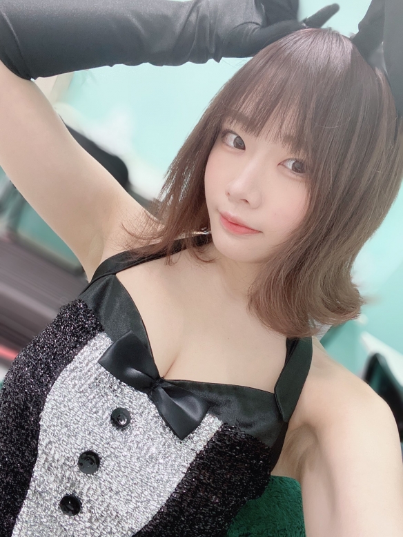 白川のぞみ