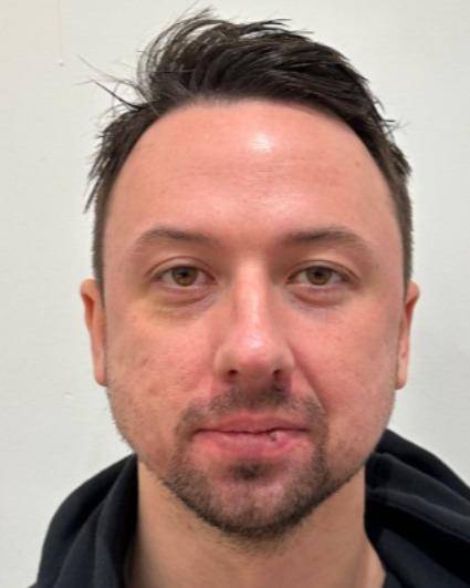 萨鲁纳斯·温格利斯