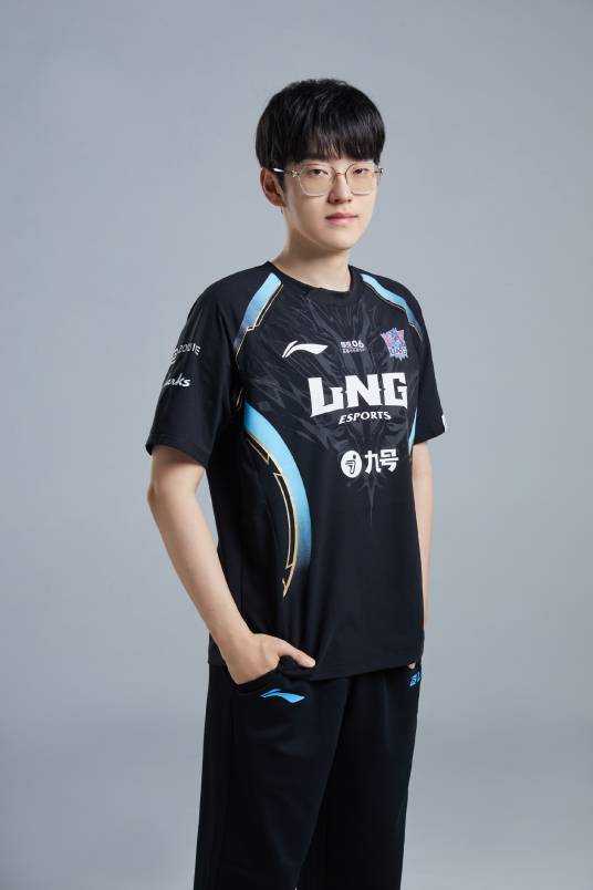 李汭燦