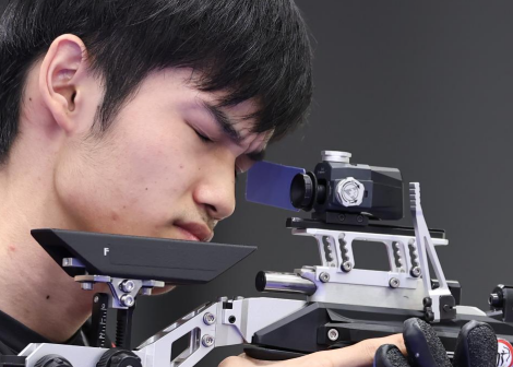 盛李豪在比赛中