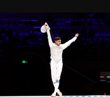第十九届亚运会中正在比赛的陈海威