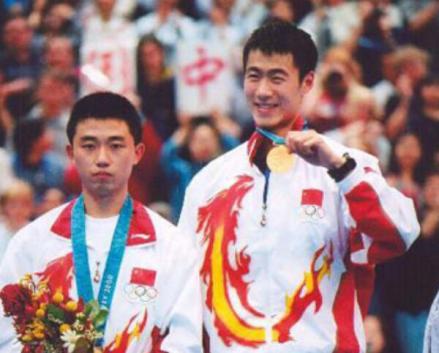 励勤与阎森获悉尼奥运金牌
