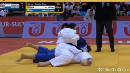 2022年亚洲柔道锦标赛徐仕妍（上）获得女子+78kg银牌