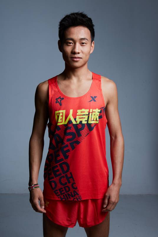 何杰