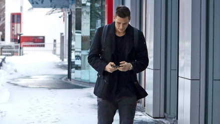 聚勒在塞贝纳大街接受体检