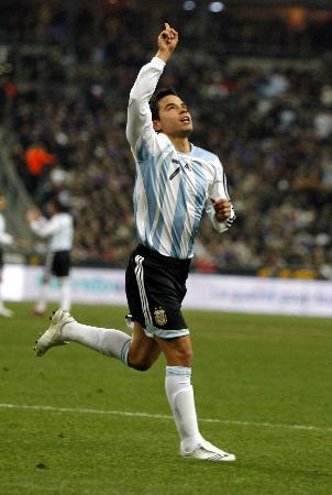 哈维尔·萨维奥拉