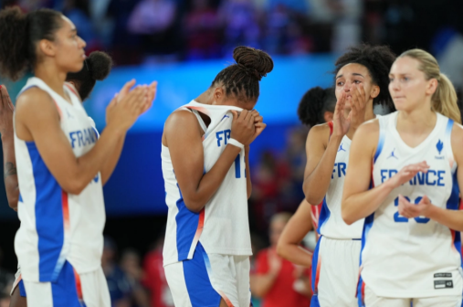 法国队球员在比赛后