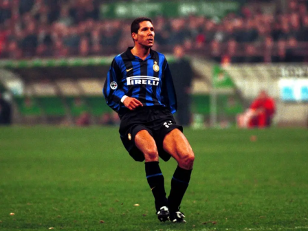 1997-1999效力于国际米兰