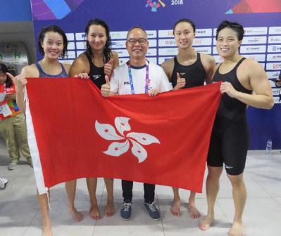 2018年亚运会，谭凯琳（右二）4x100米自由泳接力赛铜牌