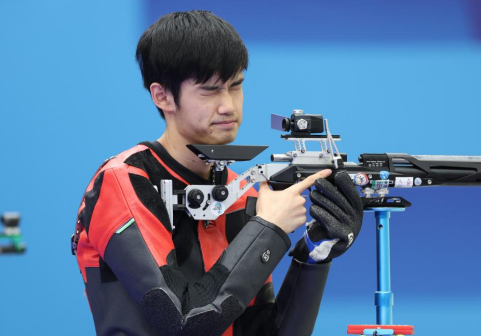 盛李豪在比赛中