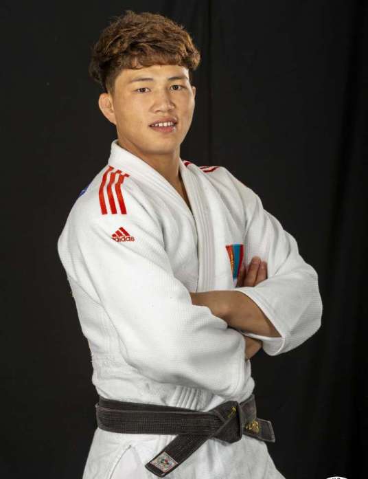 佐格特巴塔尔·曾德-奥其尔