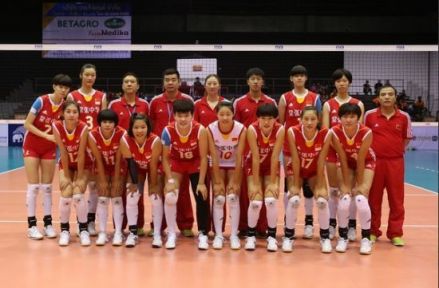 2014年参加女排亚少赛的国少女排合影
