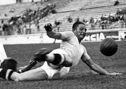 希尔维奥·皮奥拉