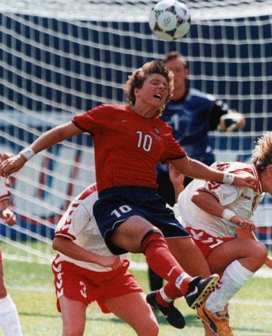 米歇尔·阿科尔斯