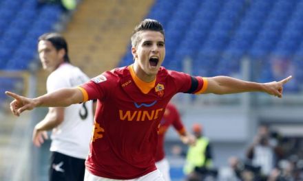 拉梅拉庆祝自己的意甲处子球