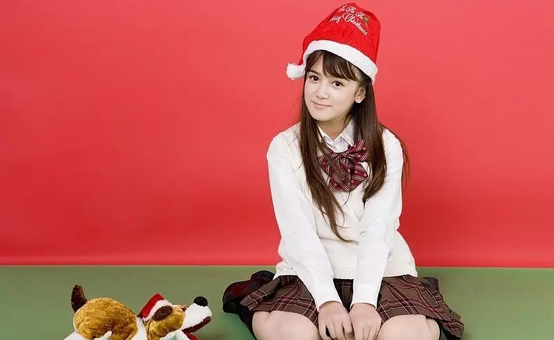 奥真奈美