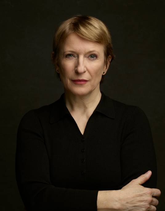 达格玛·曼泽尔