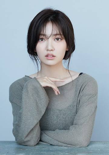 金智仁