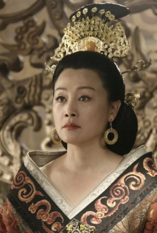 在《大风歌》中饰演吕后