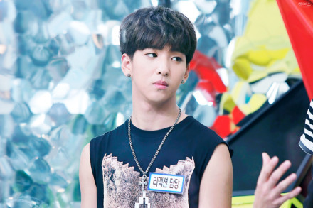 专辑造型官图 Baro