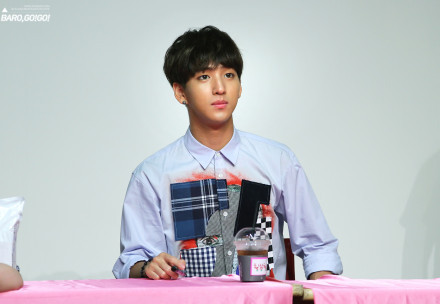专辑造型官图 Baro