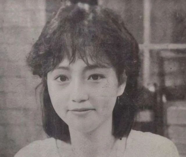20岁的苑琼丹