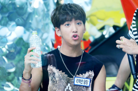 专辑造型官图 Baro