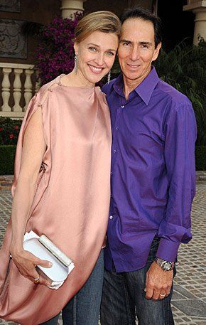 布兰达·斯特朗与汤姆·亨利（Tom Henri） 