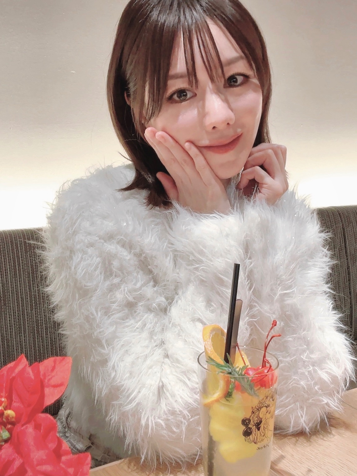 瑠川リナ