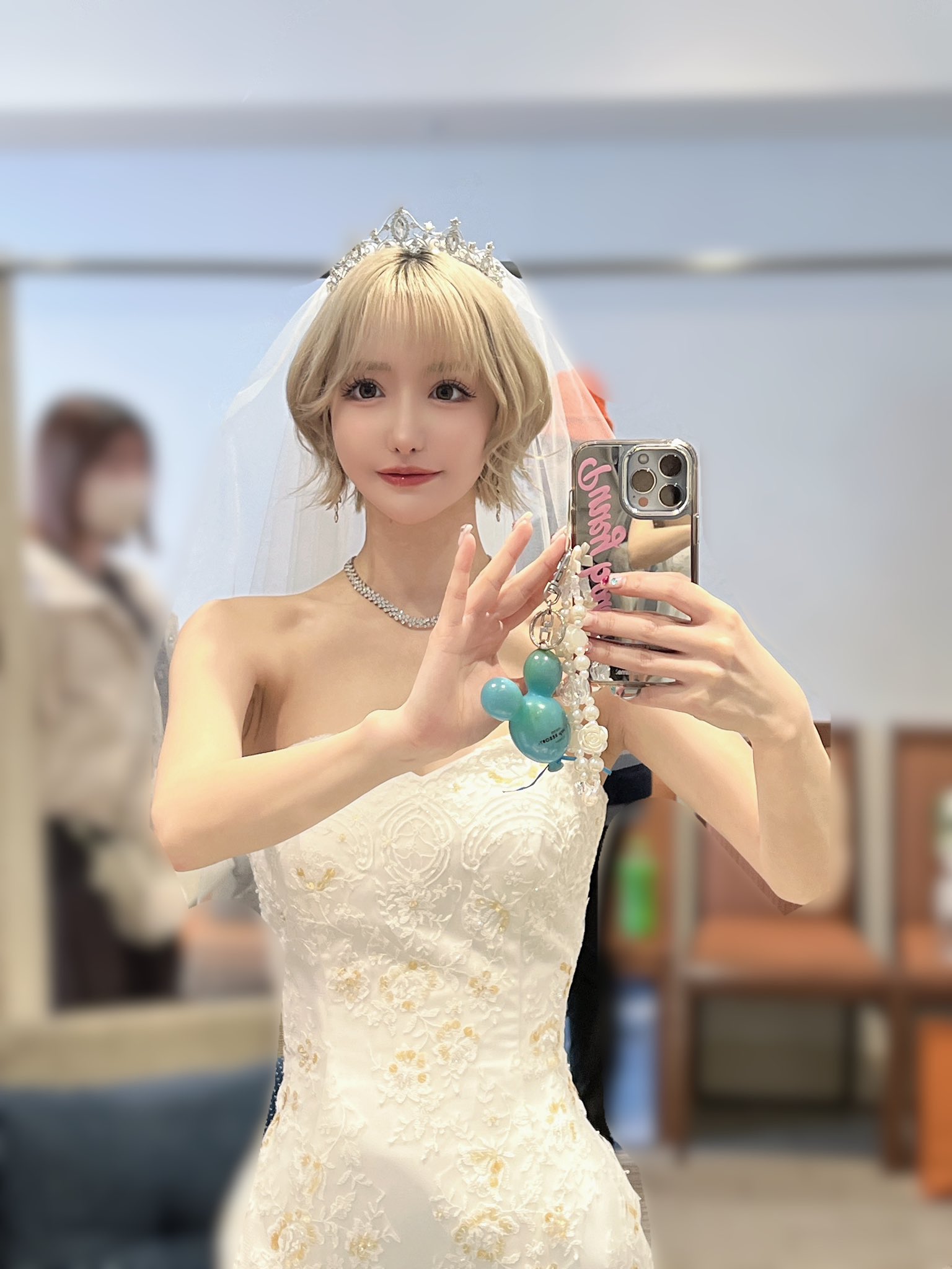 百永さりな