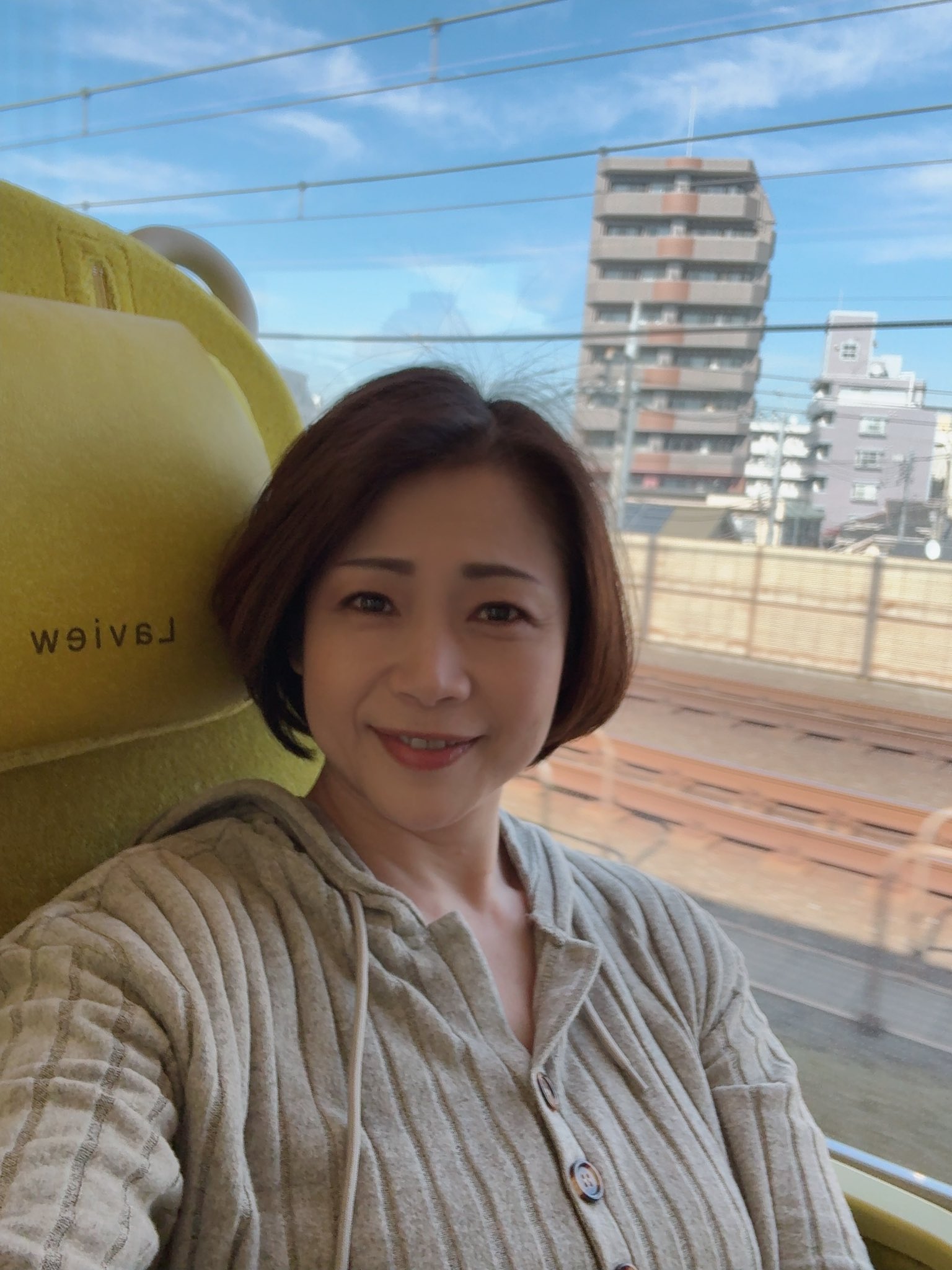 友田真希