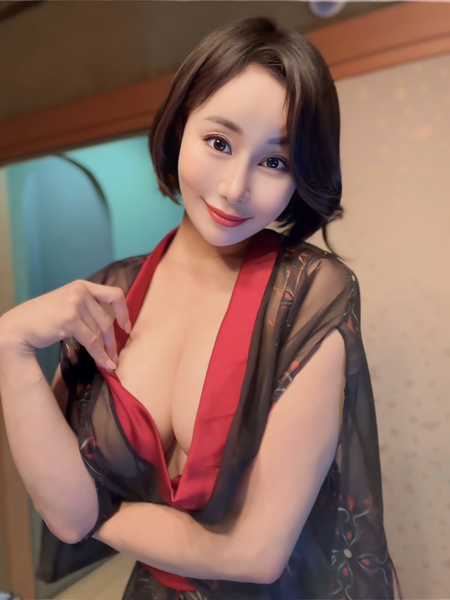 明里ともか