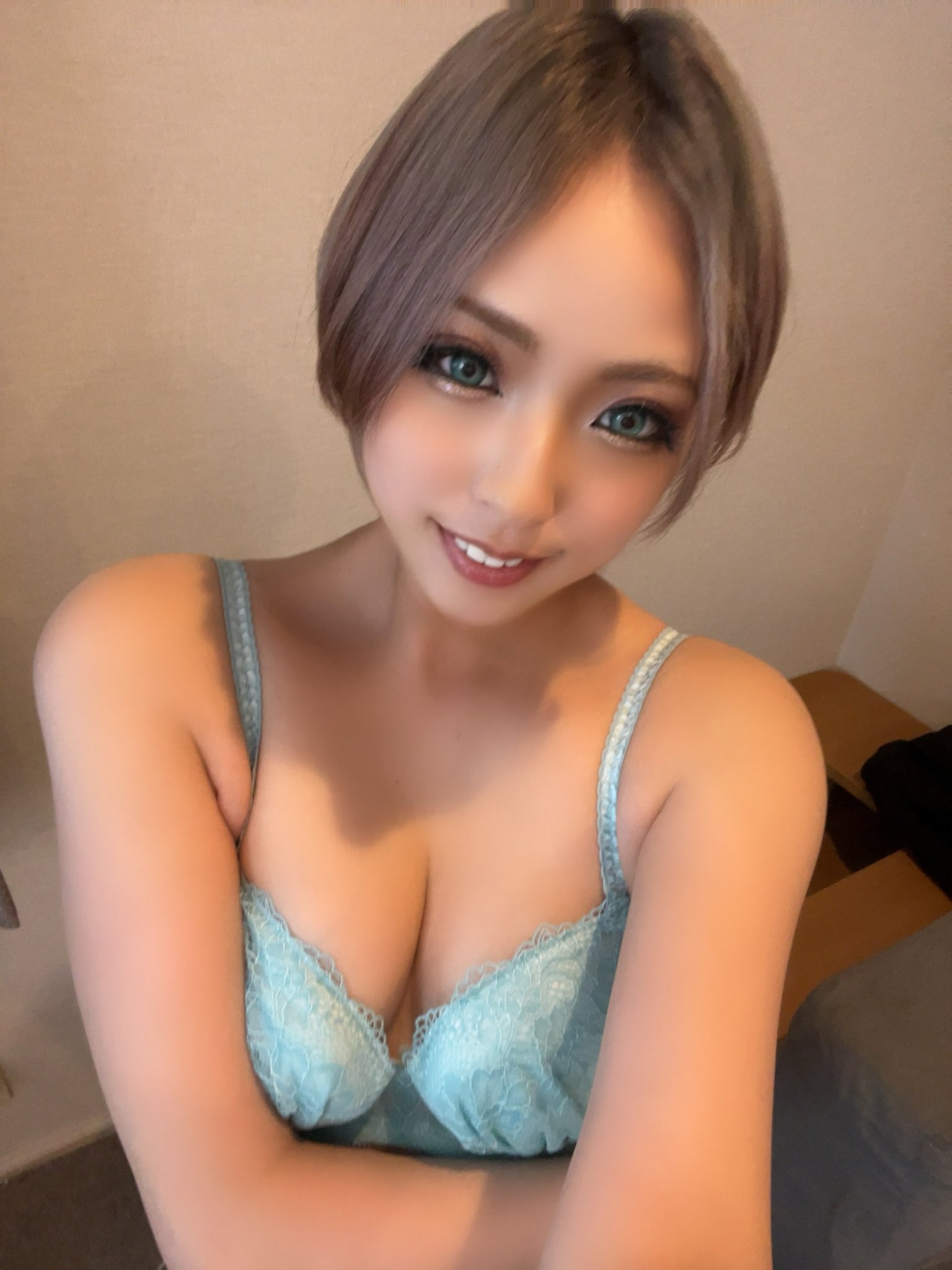 宮名初季