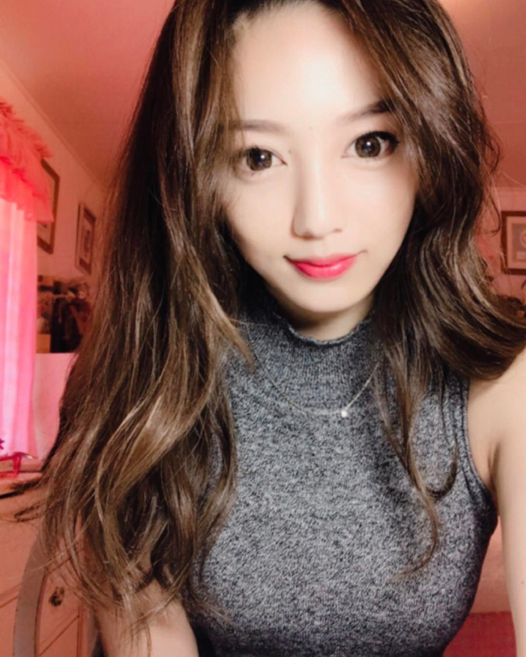 室加奈子